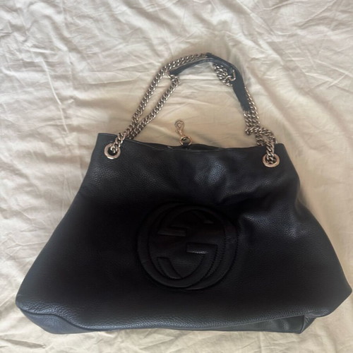 Gucci leather shoulder bag like new, black with chain strap