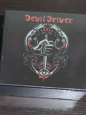 Devildriver — Trust Noone boxset limited edition to 500 copies