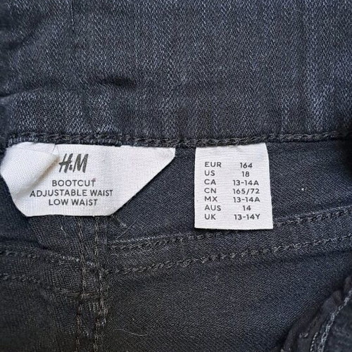 Black bootcut jeans H&M unused, size XS for girl 13-14 years