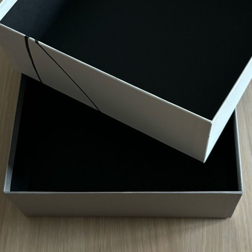 Gift and storage box new, size 23cm x 26cm