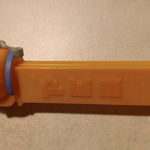 Pez candy dispenser like new