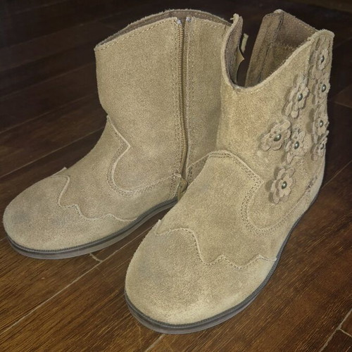 Cowboy ankle boots used, size 26