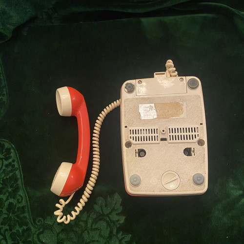 Siemens vintage telephone used, collectible, missing cord, non-working