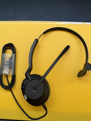Jabra Evolve2 55 Mono headset new with case