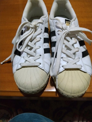 Adidas women's athletic shoes used, size 38, white