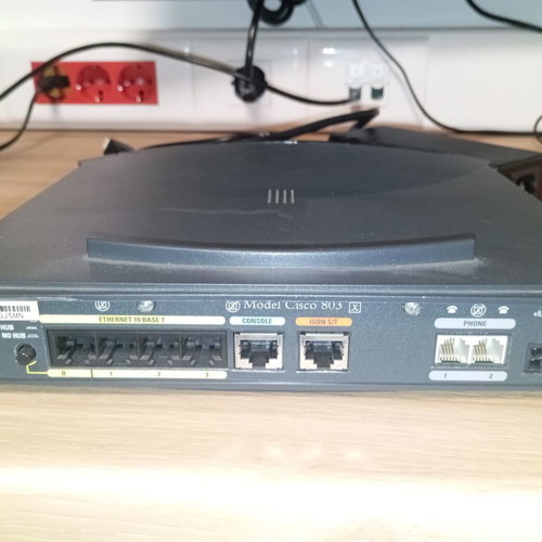 Cisco 803 ISDN Enhanced Network Security Router lightly used