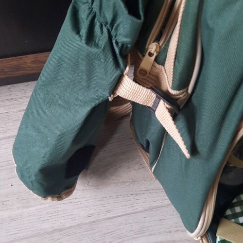 Picnic backpack like new