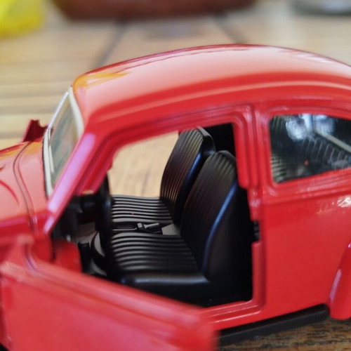 VW metal miniature 1:43 scale