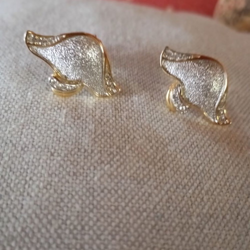 Vintage earrings with clip, steel, like new