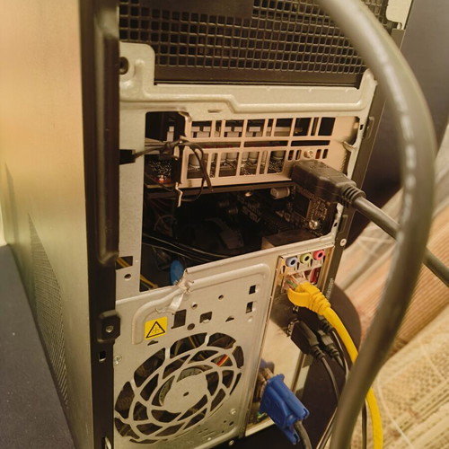 Desktop i3-7100 with 8GB RAM, Nvidia RTX 3060 mobile 6GB, 240GB SSD