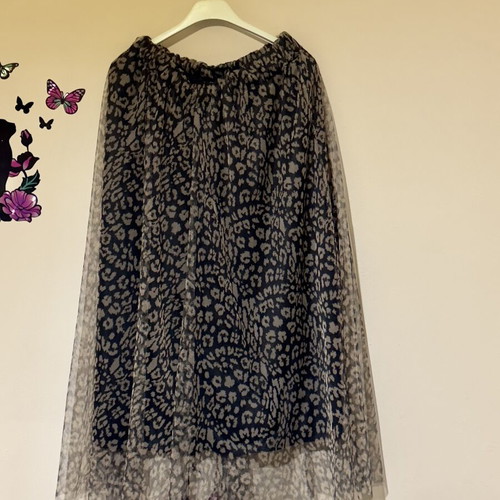Maxi tulle skirt leopard printed, like new, size L