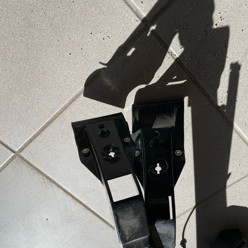 Hermes aluminum roof bars like new