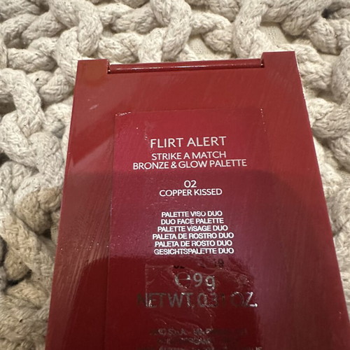 KIKO Bronze & Glow Palette contour & highlight, like new