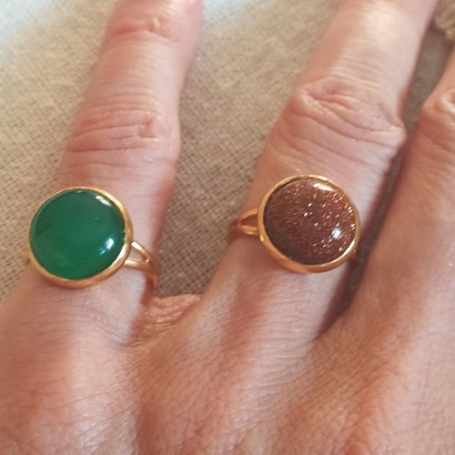 Green Agate Cabochon Adjustable Ring in Gold Tone, New