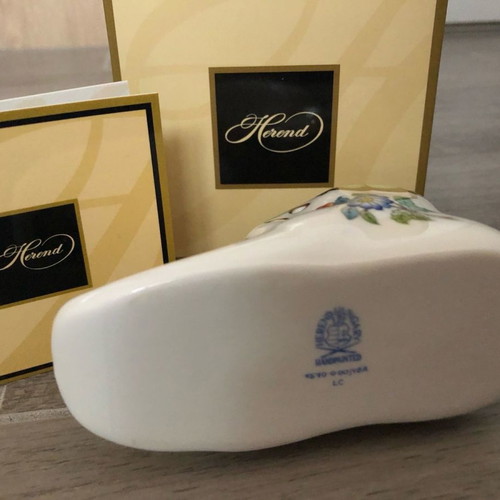Herend baby shoe new, hand-painted porcelain