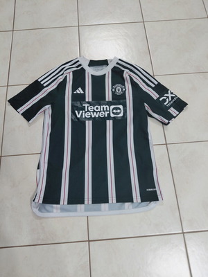 Man United 23 24 Jersey S like new, official replica