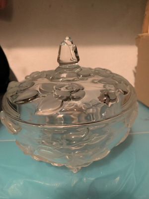 Waltherglas Georgina κρυστάλλινη μπονμπονιέρα καινούργια με καπάκι