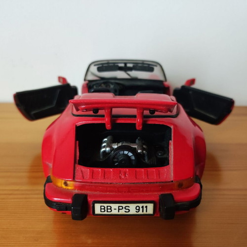 Vintage Porsche 911 Speedster Carrera κάμπριο Maisto 1:18 μεταχειρισμένο μεταλλικό μοντέλο