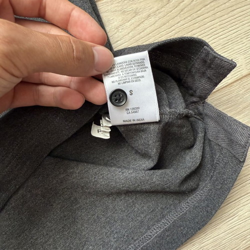 DKNY Men's Classic Polo Shirt Size S, charcoal