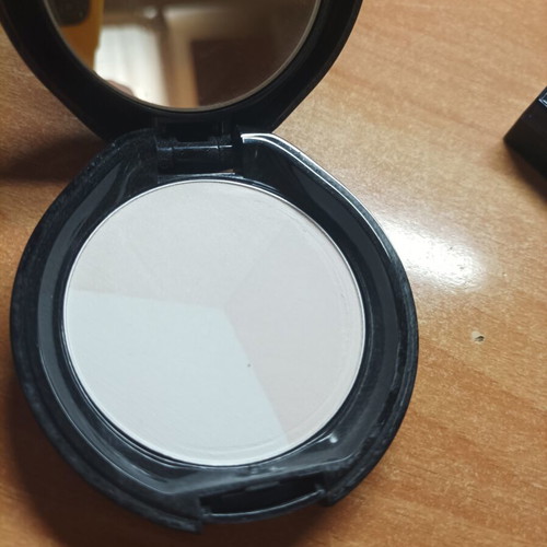 Shiseido triple glow powder new