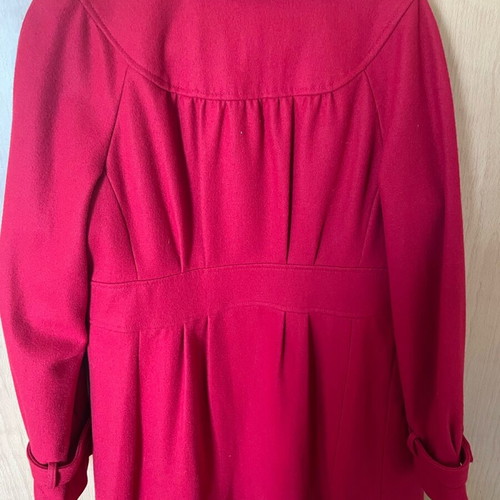 Guess medium red coat like new