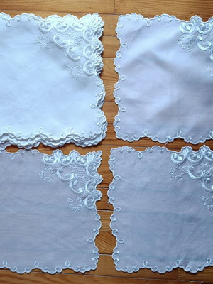 Set of 11 fabric napkins like new, excellent quality