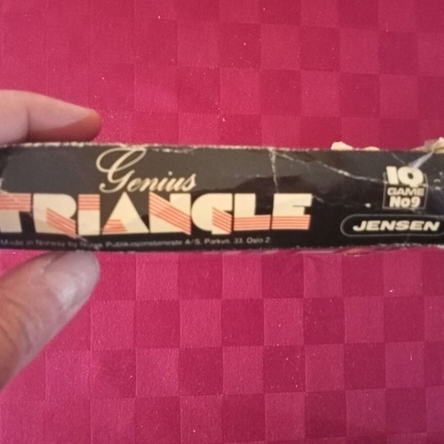 Genius Triangle board game Jensen 1982 new