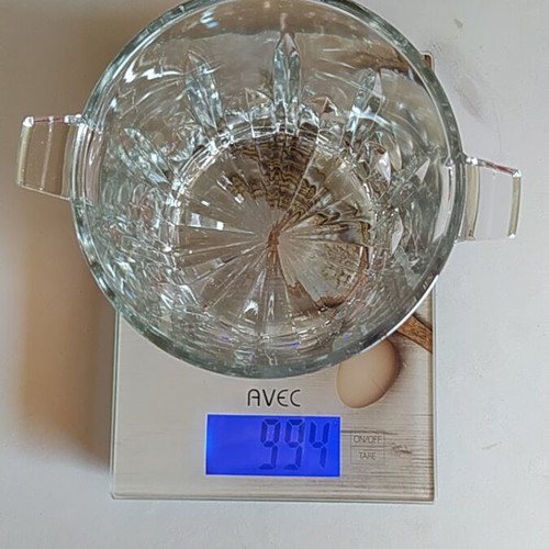 Vintage ice bucket from Italy made of cut glass like new