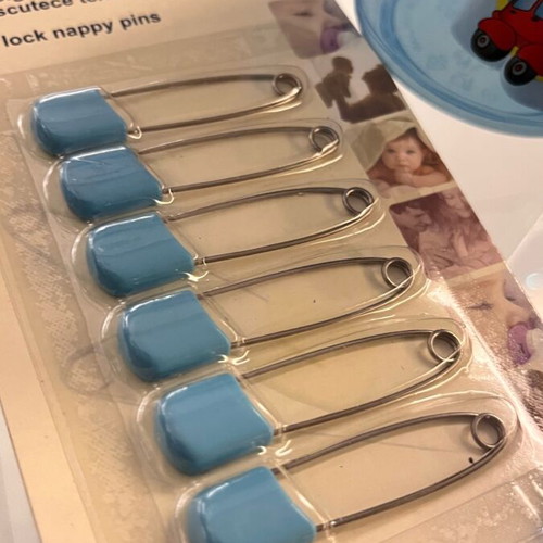 Safety pins new