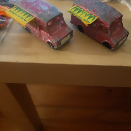 Majorette Fourgon Ice Cream Van pack of 2 used, scale 1:67