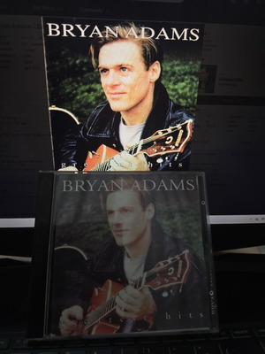 Bryan Adams Greatest Hits CD like new, rock
