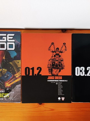 Set of 3 new Judge Dredd comics