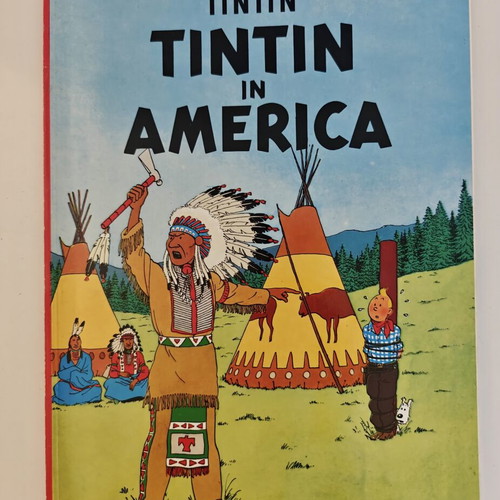 Tintin album like new, English edition from Methuen & Magnet 1980s