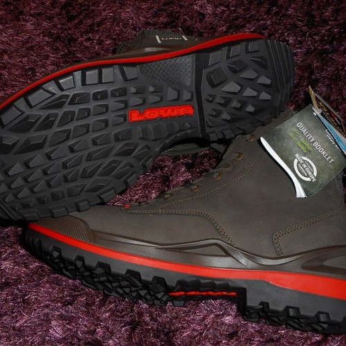 Lowa Oslo GTX Mid new brown casual shoes size 47
