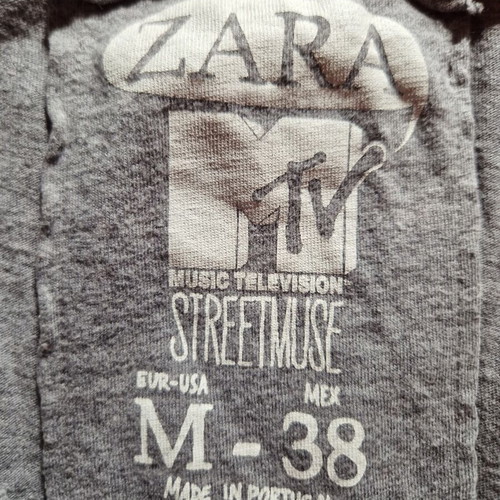 Zara MTV graphic t-shirt medium, like new, grey and pink