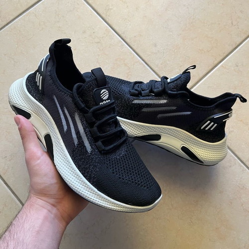 Adidas athletic shoes new, black, size 39
