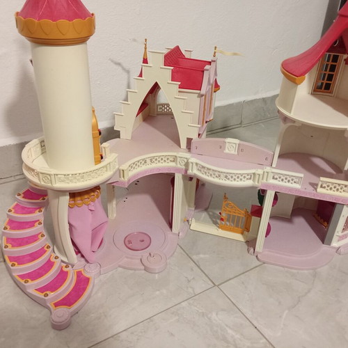 Playmobil Princess 5142 Dreamy Royal Castle used, missing parts