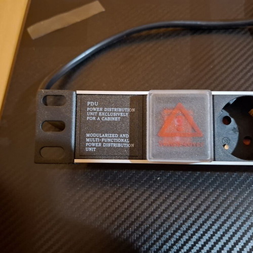 Power Strip 7-Position for 19" Rack with Safety Switch New