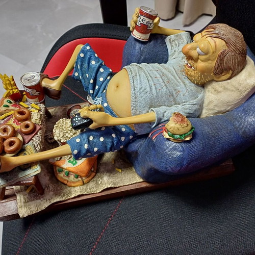 Guillermo Forchino Potato Couch Figurine like new