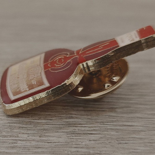 Small Grand Marnier Liovor promotional pin used