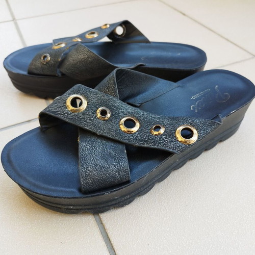 Parex Anatomic women's anatomical slippers size 38 like new, black