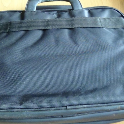 Τσάντα Dell επαγγελματική για laptop 15.6" σαν καινούργιο, μαύρη