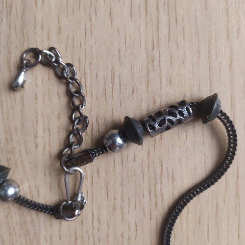 Women's pendant necklace metal with beads like new, silver