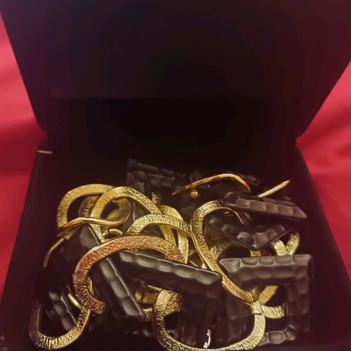 Women's necklace used, very impressive