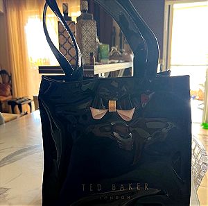 Γυναικεία τσάντα χειρός TED BAKER