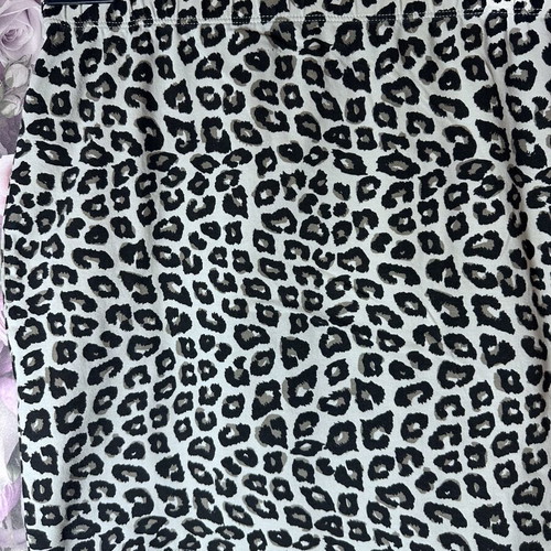 Tally Weijl leopard print skirt size 38 like new