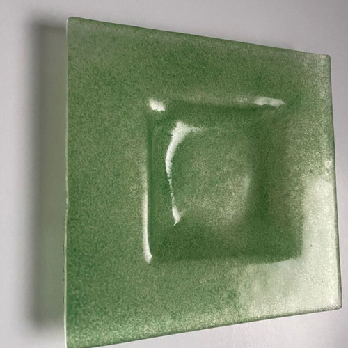 Decorative table green glass like new