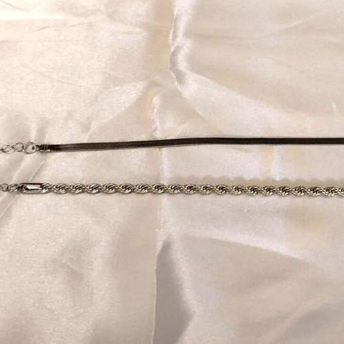 Set of two stainless steel bracelets new, unisex silver