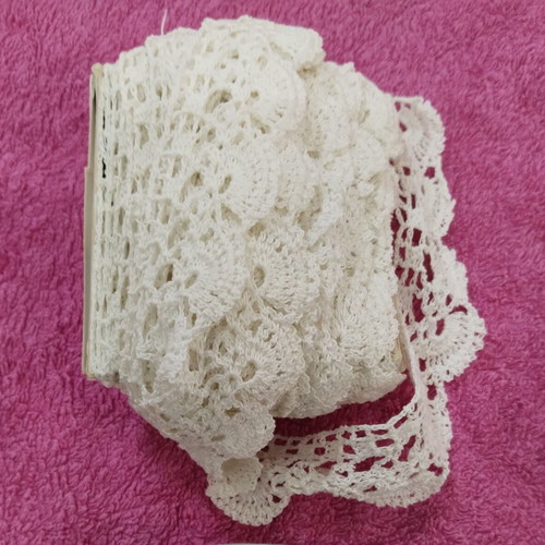 Lace handmade, 8 meters, new
