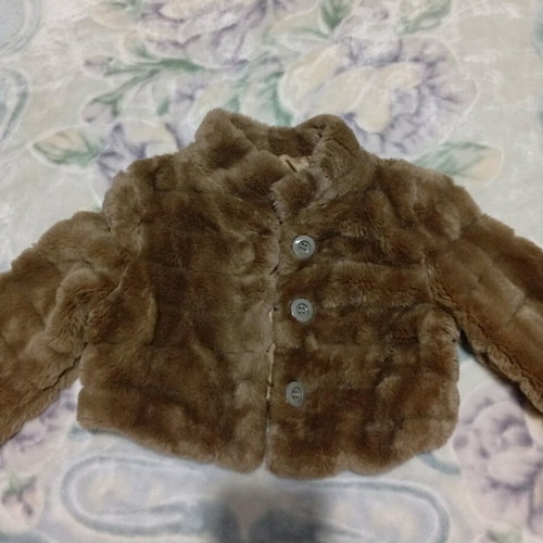 Brown crop fur like new